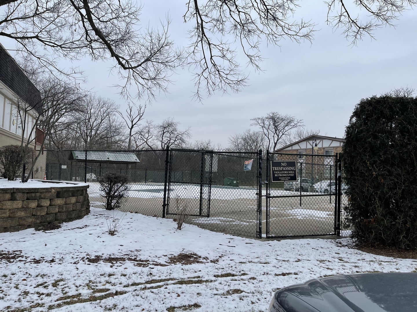 9-s116 S Frontage Road, Unit 27104 Darien, IL 60527 - Photo 10 of 15 a view of a backyard