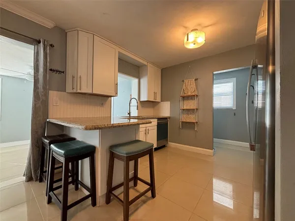 $2,800 | 3811 Northeast 18th Avenue, Pompano Beach, FL 33064
