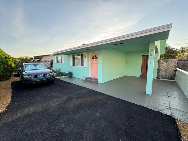 $2,800 | 3811 Northeast 18th Avenue, Pompano Beach, FL 33064