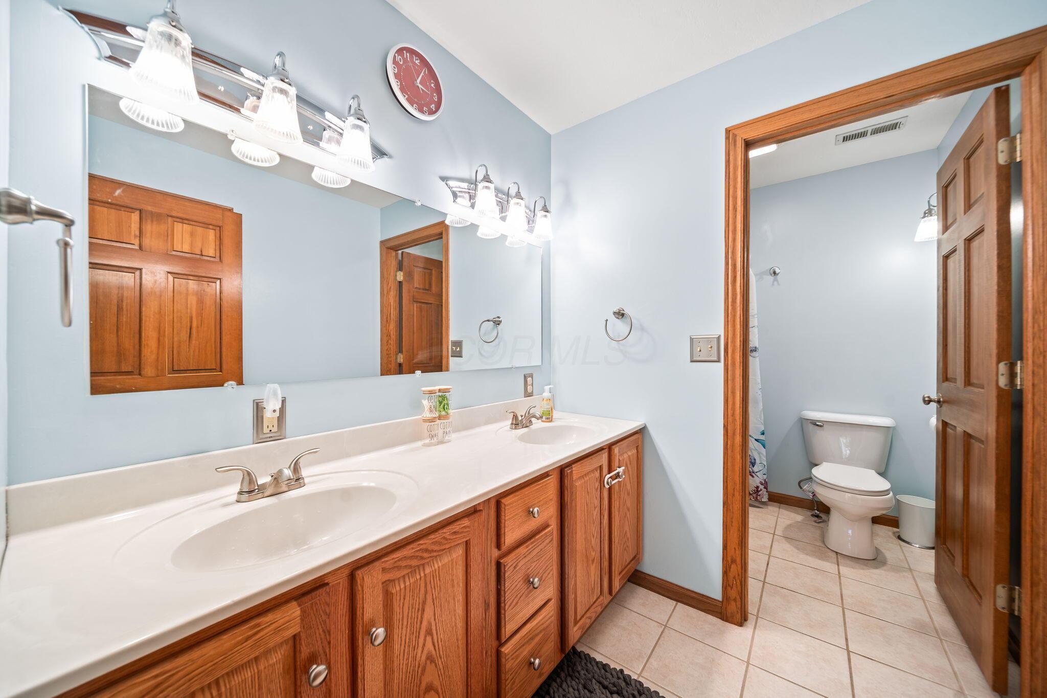 109 Duck Pond Road Upper Sandusky, OH 43351 - Photo 49 of 77 Upstairs Full Bath