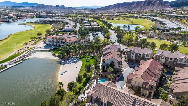 $3,850 | 15 Via Di Vita, Henderson, NV 89011