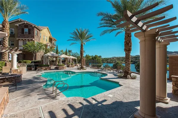 $3,850 | 15 Via Di Vita, Henderson, NV 89011