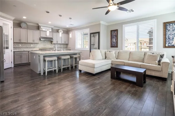$3,850 | 15 Via Di Vita, Henderson, NV 89011