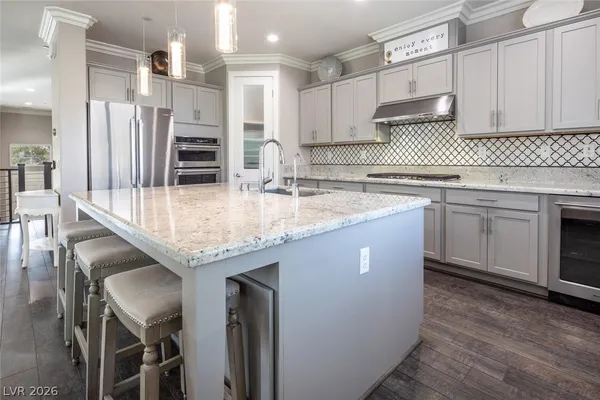 $3,850 | 15 Via Di Vita, Henderson, NV 89011