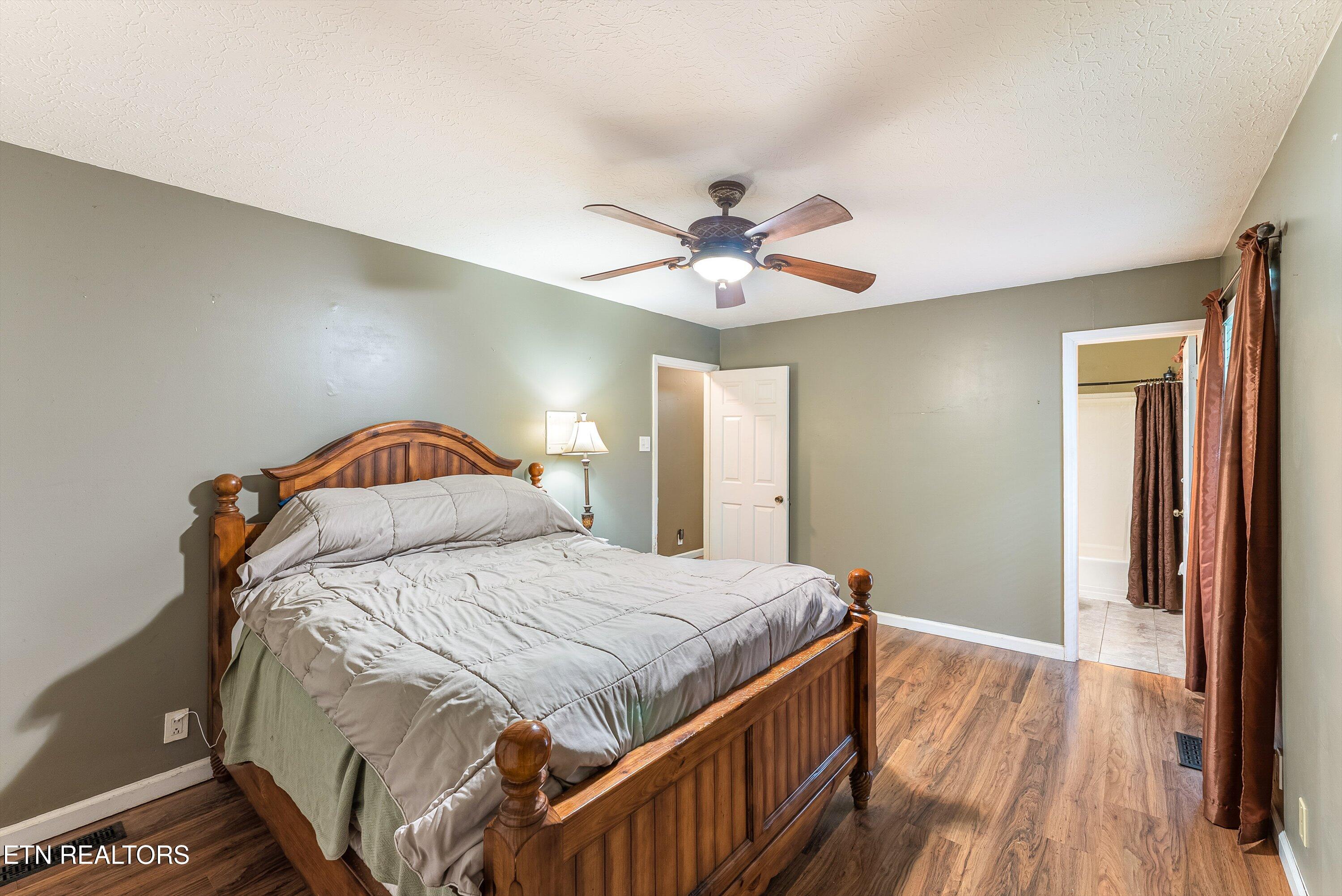 1114 Rain Tree Road Knoxville, TN 37923 - Photo 29 of 50 32-3rd Bed A3