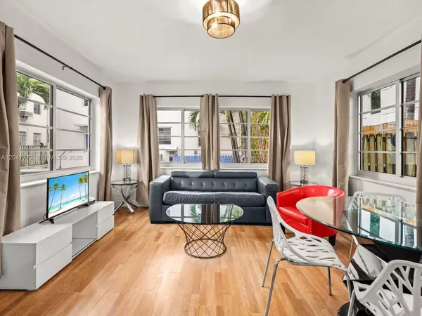 $2,500 | 1032 Michigan Avenue, Unit C, Miami Beach, FL 33139