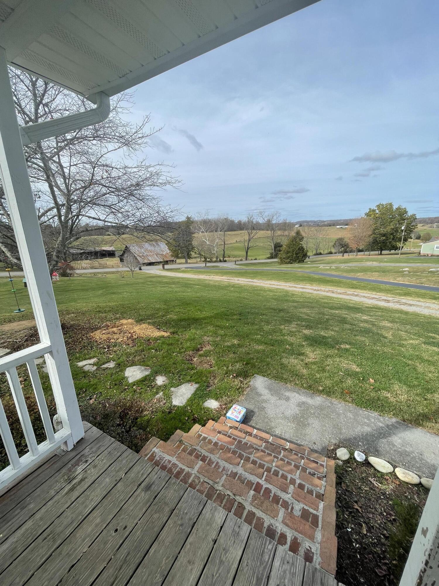 512 Bacon Branch Road Jonesborough, TN 37659 - Photo 8 of 33 IMG-5552 (1)