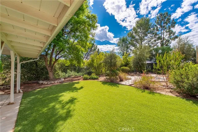 $5,200 | 23416 Community Street, Unit A, West Hills, CA 91304