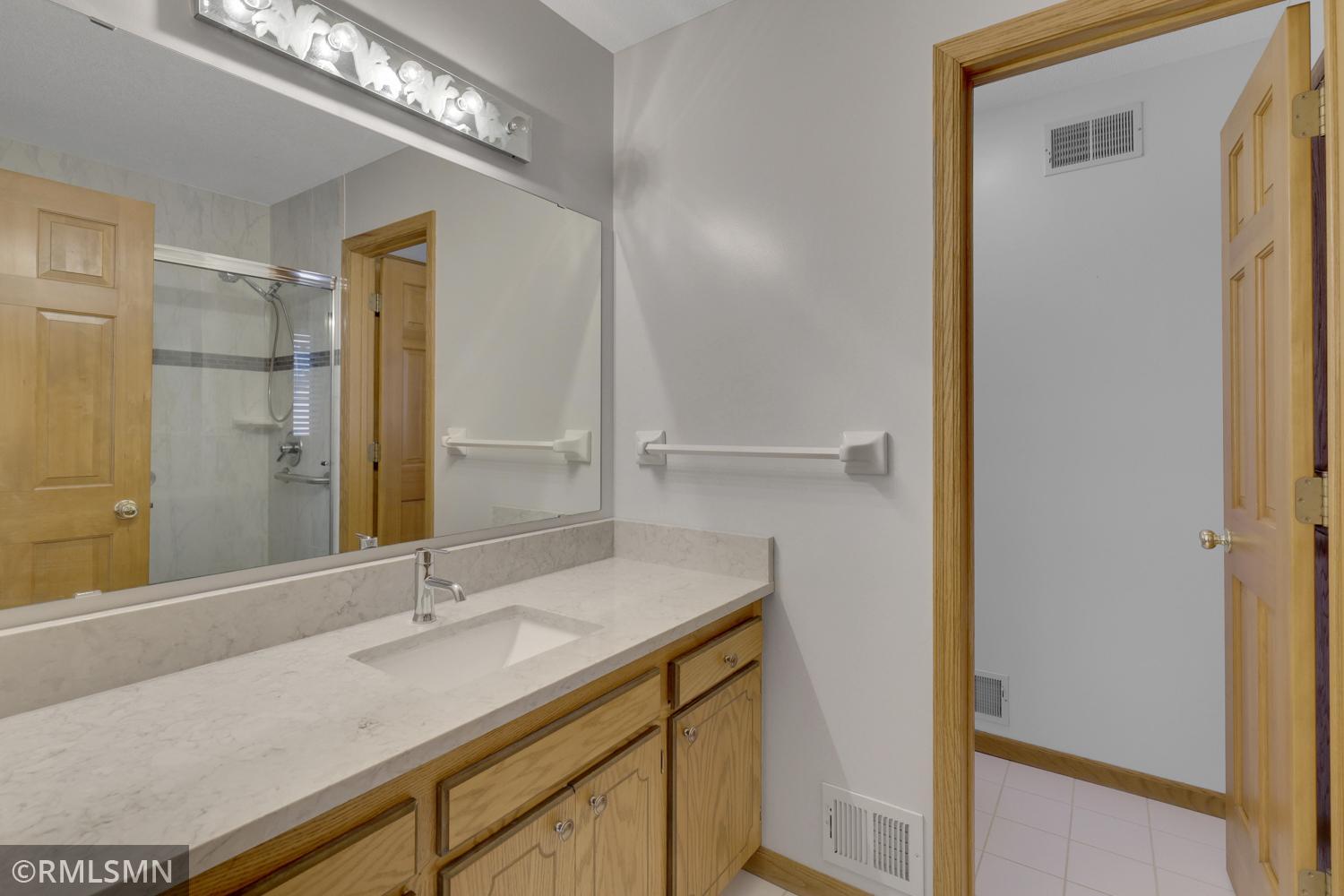 18603 Kristie Lane Eden Prairie, MN 55346 - Photo 16 of 36