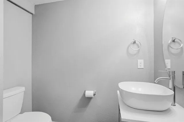 $355,000 | 445 Pollyann Trail, Fort Worth, TX 76052