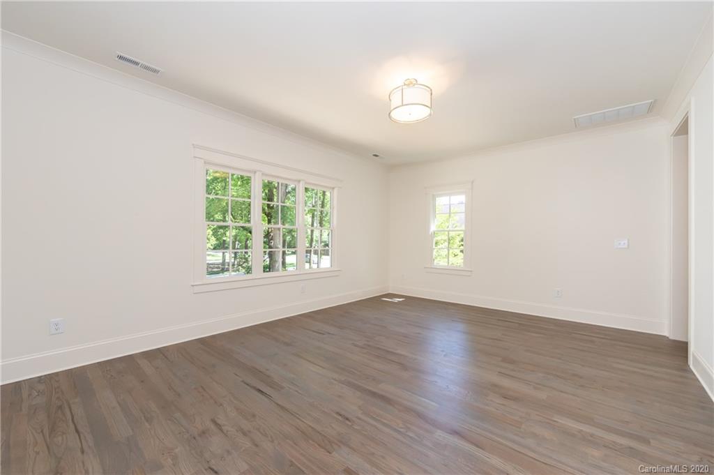 4321 Tottenham Road Charlotte, NC 28226 - Photo 33 of 48 Gallery Image 33