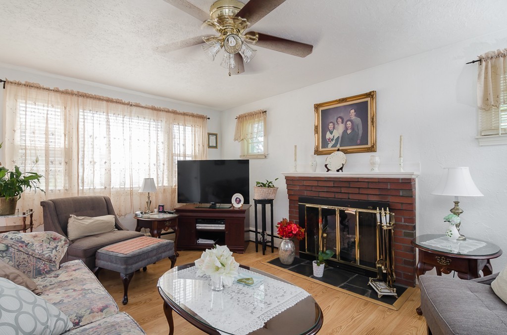 55 Bird Road Norwood, MA 02062 - Photo 6 of 20 Gallery Image 6