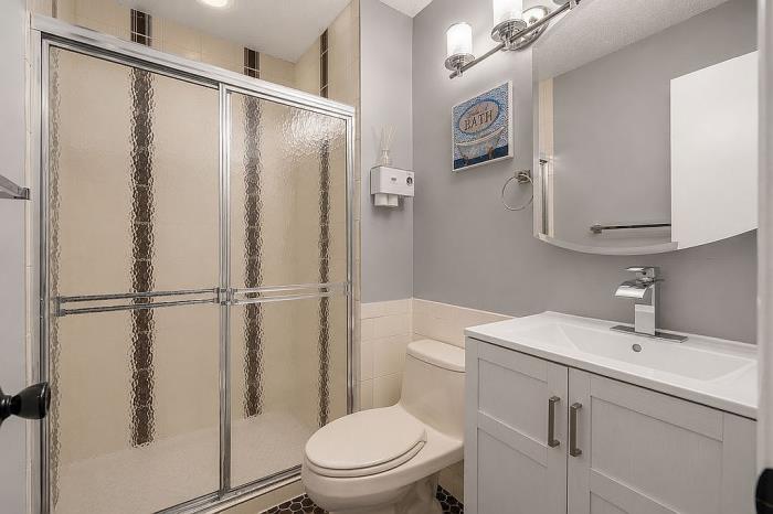 77 Westgate Drive Edison, NJ 08899 - Photo 8 of 23