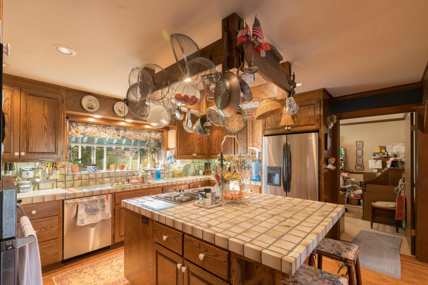 53 Hillcrest Road Watsonville, CA 95076 - Photo 9 of 26 Gallery Image 9