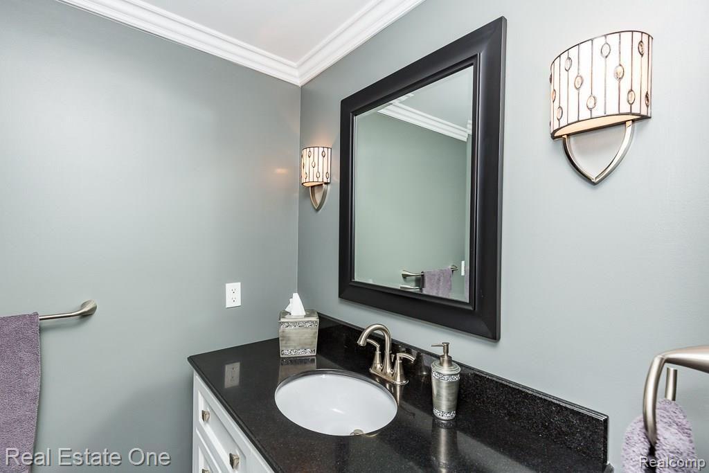772 Dressler Lane Rochester Hills, MI 48307 - Photo 18 of 23