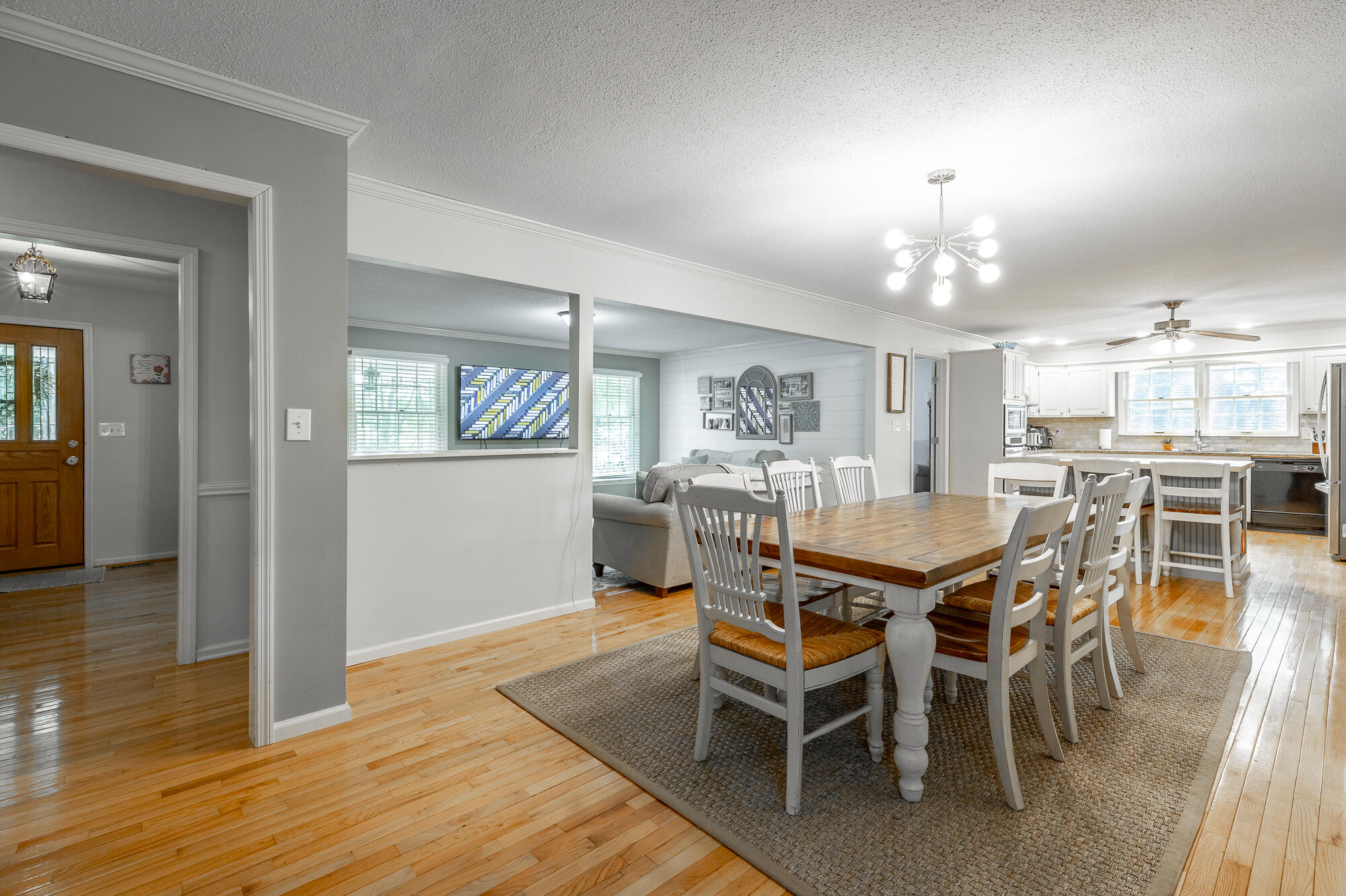 708 Hartman Road Hixson, TN 37343 - Photo 15 of 53 Dining room