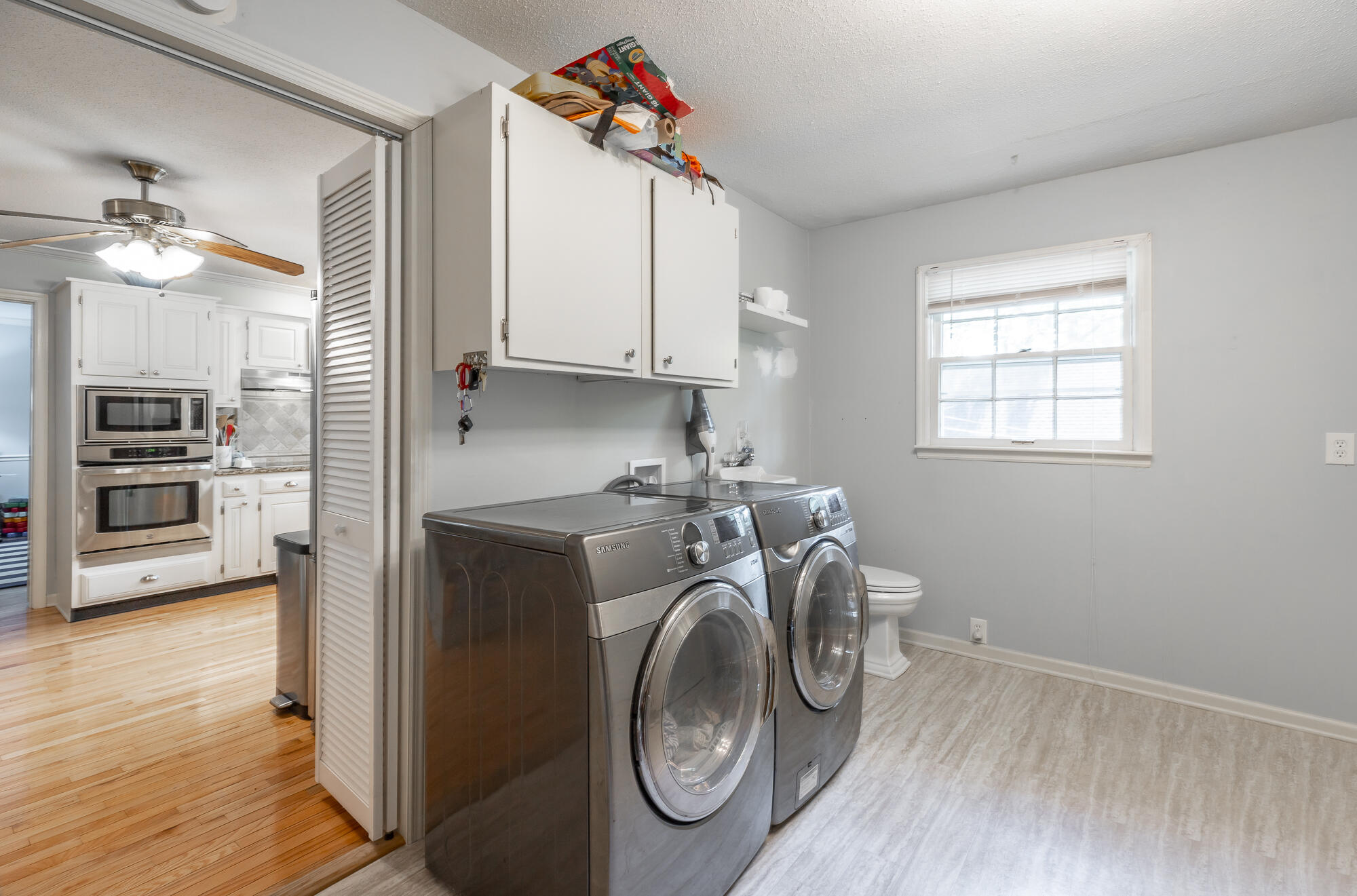 708 Hartman Road Hixson, TN 37343 - Photo 35 of 53 Laundry room
