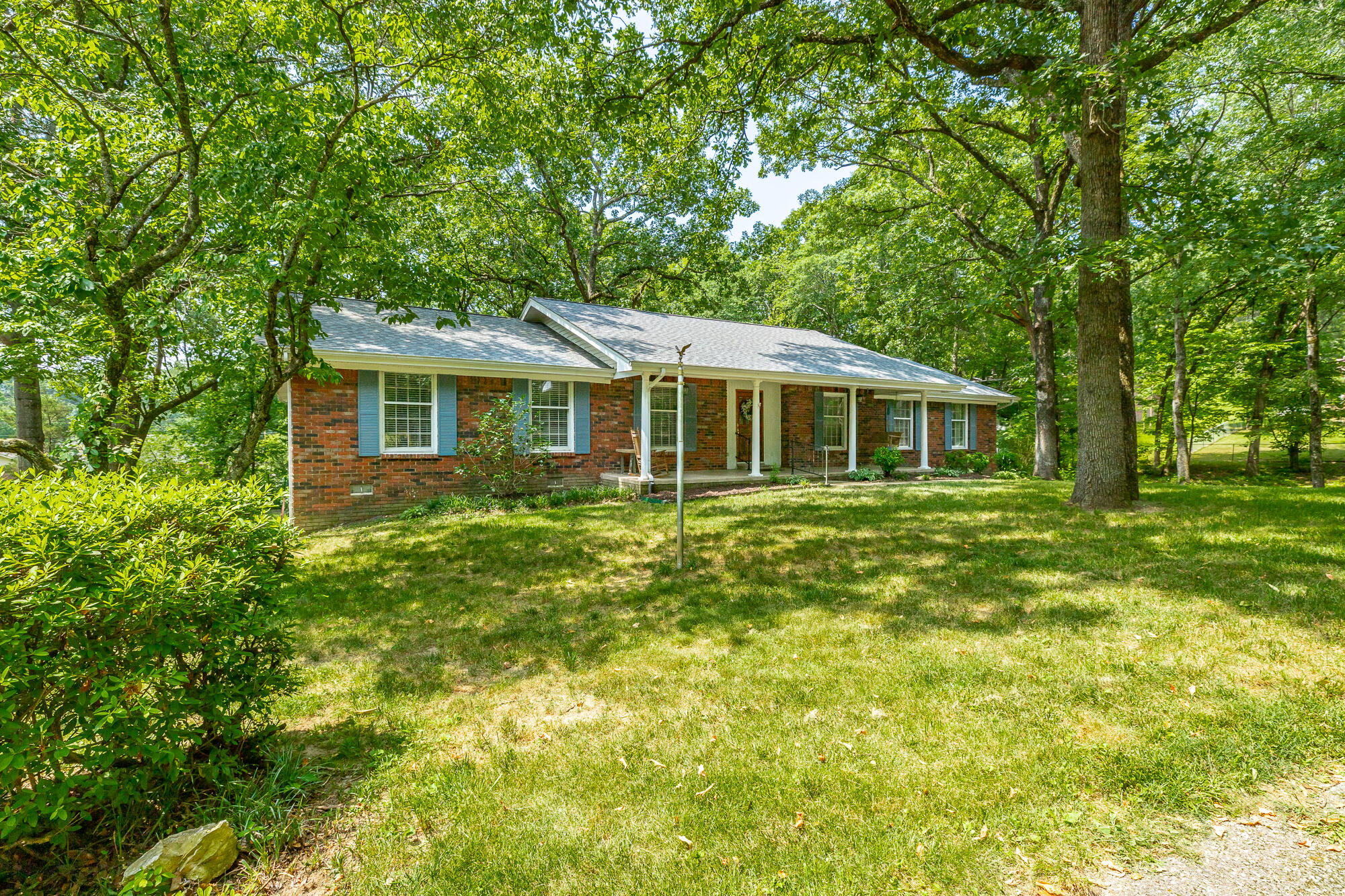 708 Hartman Road Hixson, TN 37343 - Photo 39 of 53 Front yard