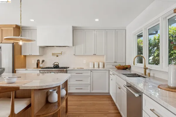 $3,495,000 | 246 Pershing Drive, Oakland, CA 94611