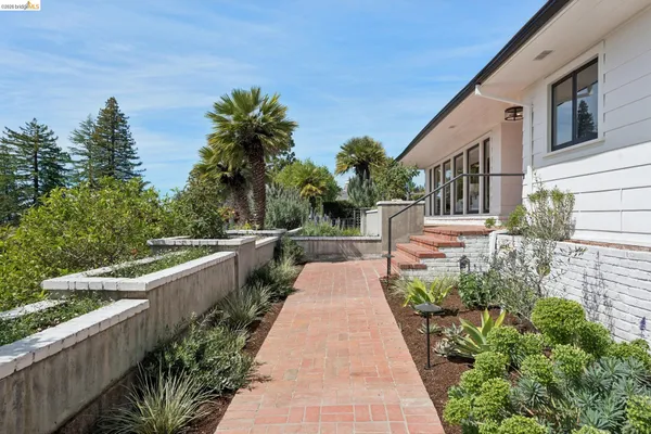 $3,495,000 | 246 Pershing Drive, Oakland, CA 94611