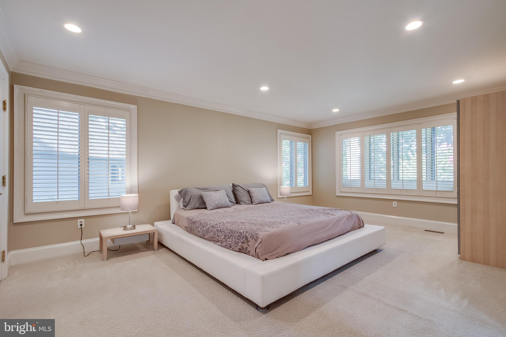 7346 Hooking Road McLean, VA 22101 - Photo 23 of 53 Bdrm of Mn. flr. Owner's Suite.