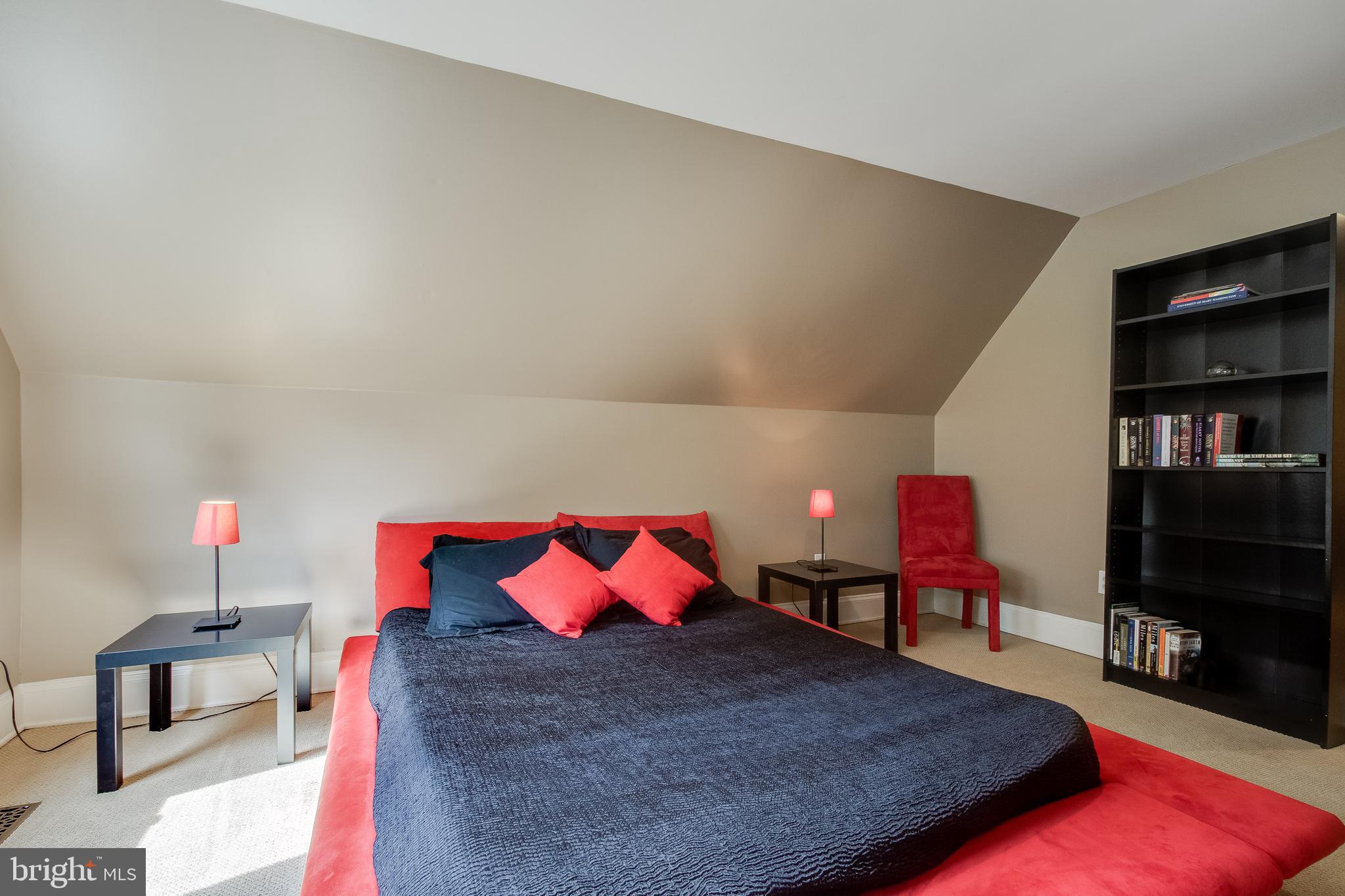 7346 Hooking Road McLean, VA 22101 - Photo 29 of 53 Other view. Walk-in closet -can be seen on video