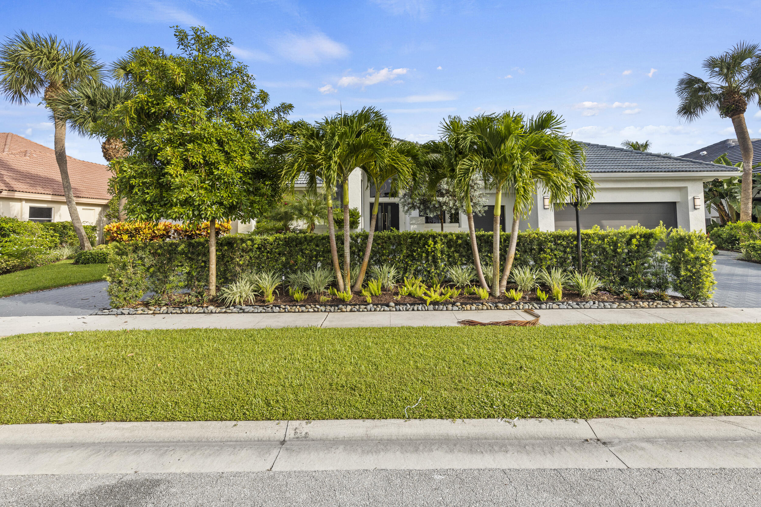 10265 Shireoaks Lane Boca Raton, FL 33498 - Photo 2 of 80 SLHG