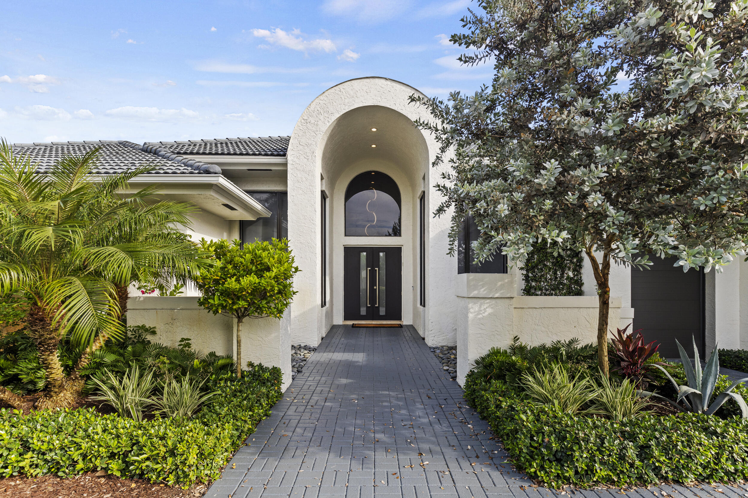 10265 Shireoaks Lane Boca Raton, FL 33498 - Photo 6 of 80 SLHG