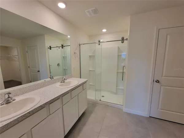 $2,380 | 19162 Northwest 164th Road, High Springs, FL 32643