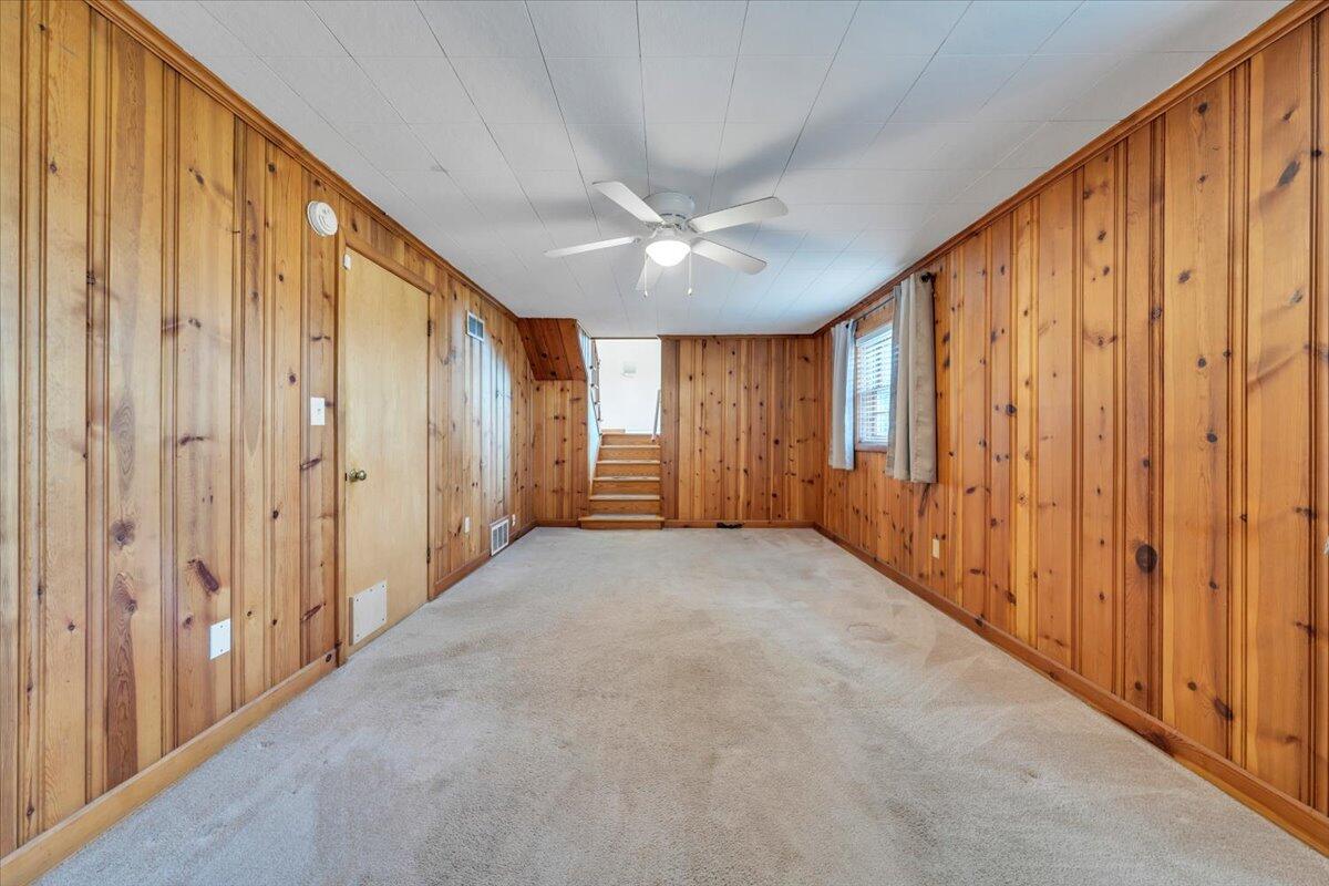 2515 Northminster Road Northwest Roanoke, VA 24012 - Photo 33 of 54 a view of an entryway