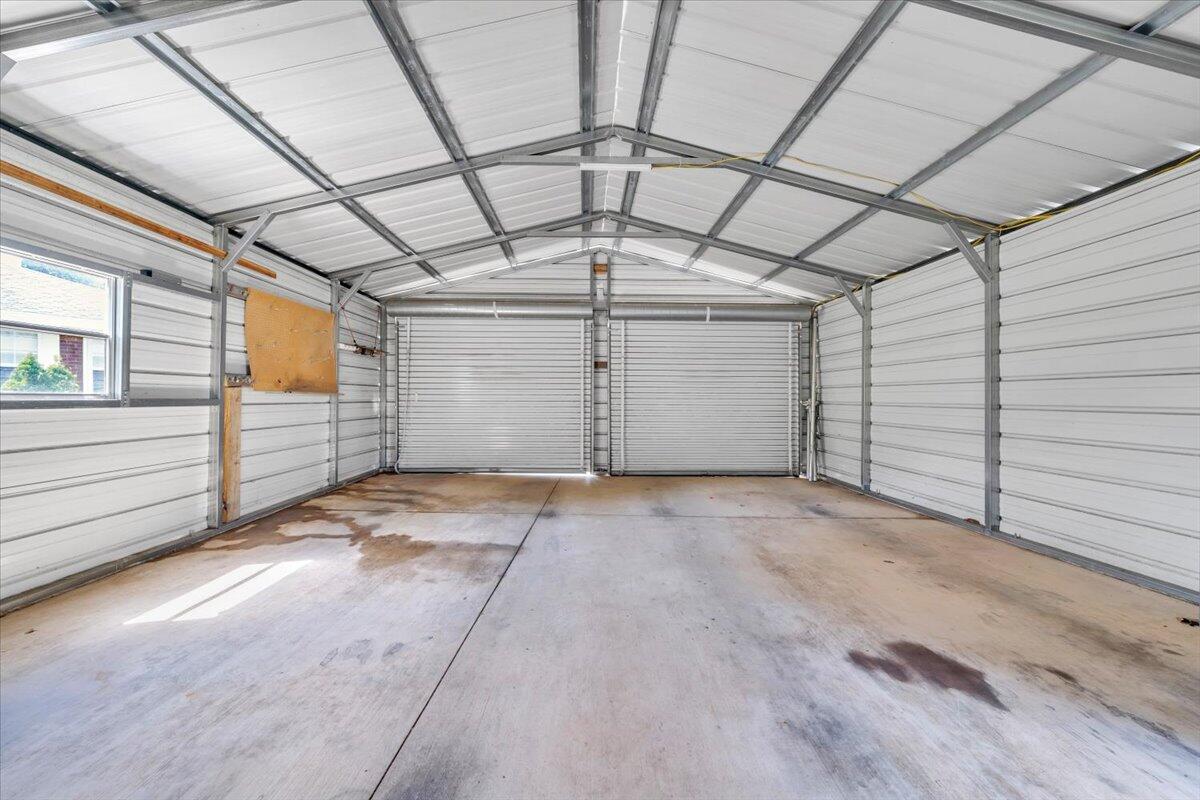 2515 Northminster Road Northwest Roanoke, VA 24012 - Photo 48 of 54 a view of garage