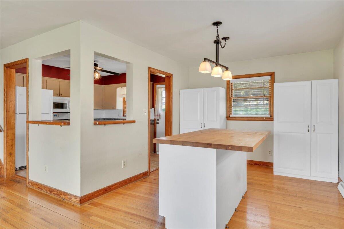 2515 Northminster Road Northwest Roanoke, VA 24012 - Photo 9 of 54 09-MIB06945