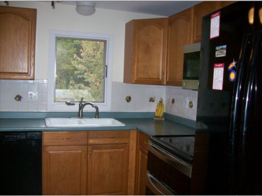 5 Princeton Road Windham, NH 03087 - Photo 4 of 21