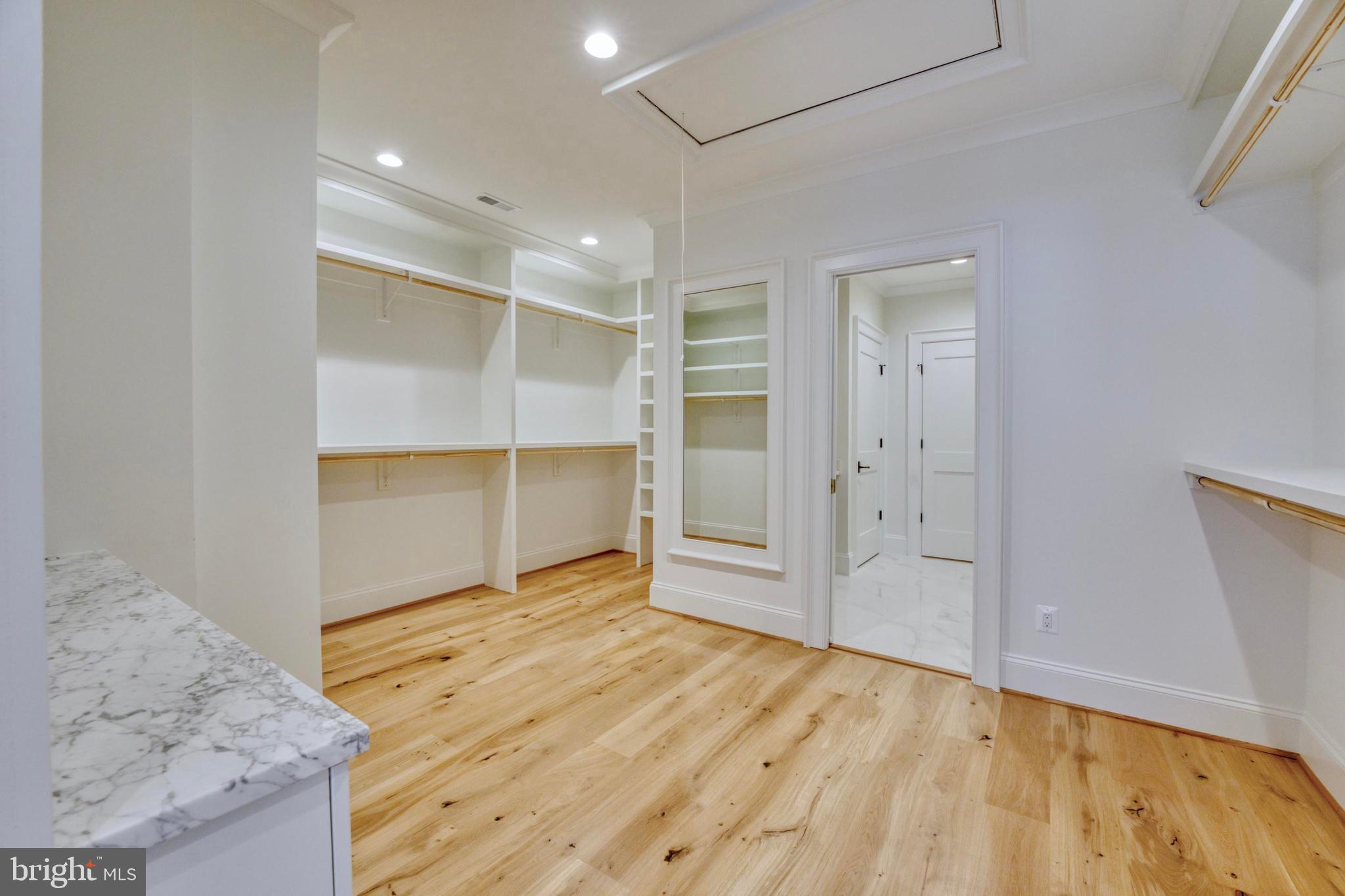 2049 Rockingham Street McLean, VA 22101 - Photo 39 of 68