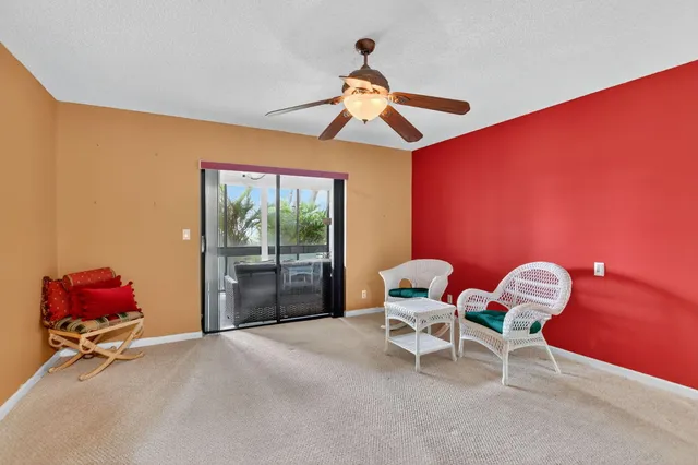 $275,000 | 6096 Kings Gate Circle, Delray Beach, FL 33484
