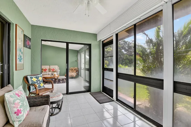 $275,000 | 6096 Kings Gate Circle, Delray Beach, FL 33484