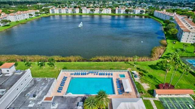 $275,000 | 6096 Kings Gate Circle, Delray Beach, FL 33484