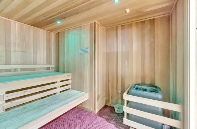 $275,000 | 6096 Kings Gate Circle, Delray Beach, FL 33484