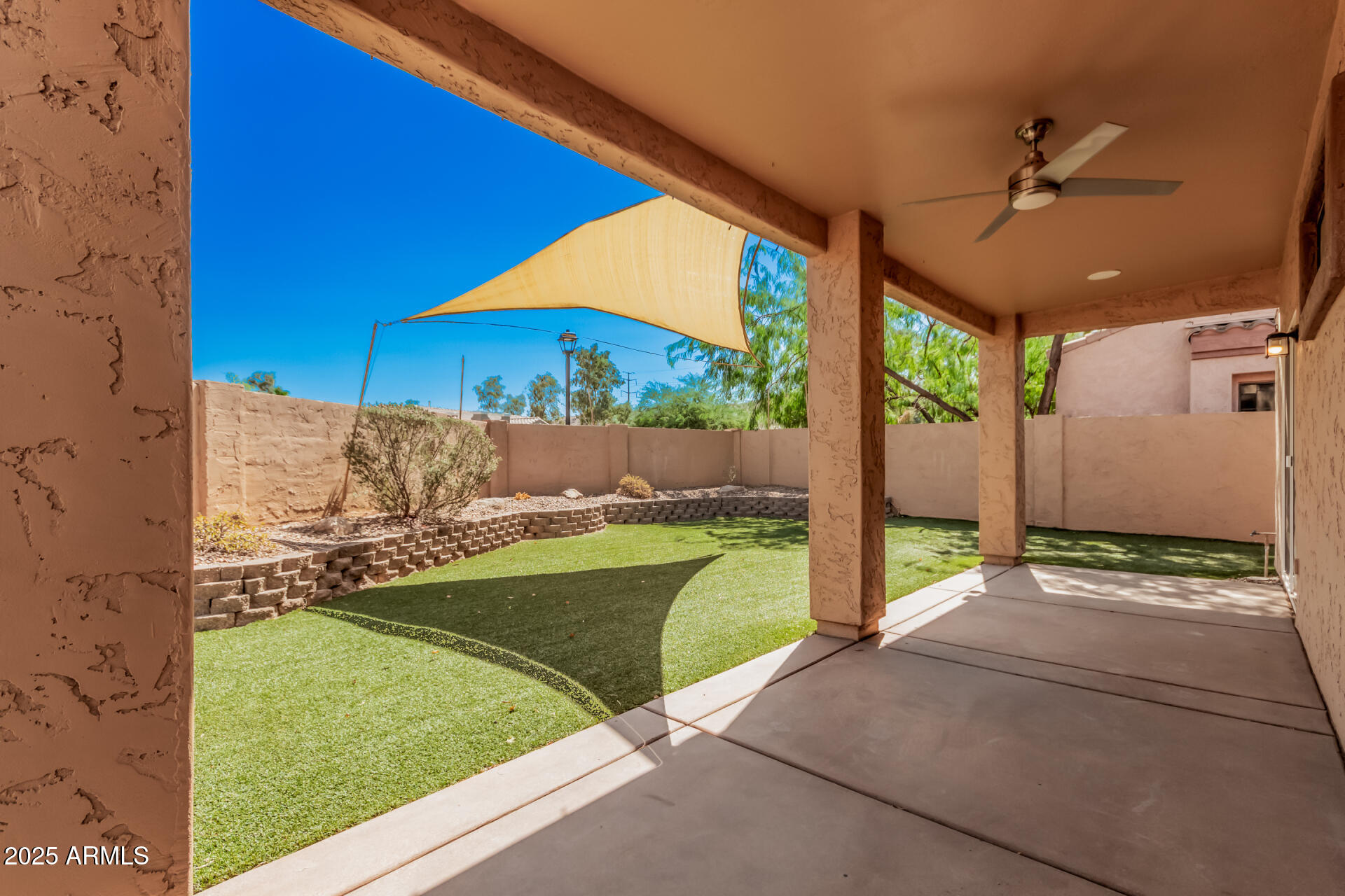 3047 East Fremont Road Phoenix, AZ 85042 - Photo 26 of 36 a view of a backyard