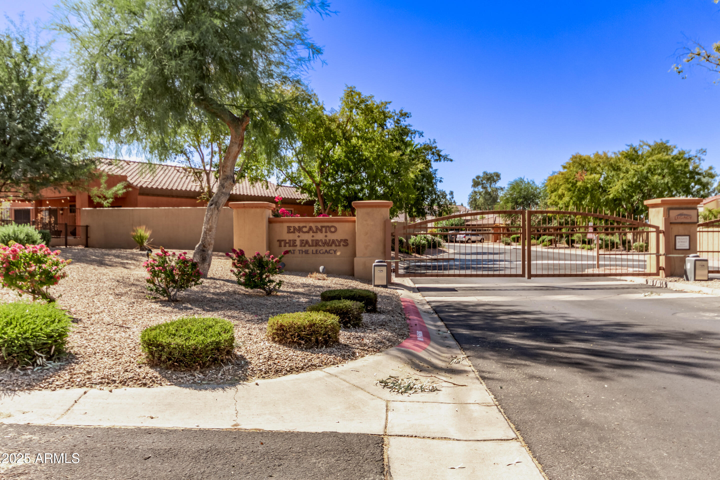 3047 East Fremont Road Phoenix, AZ 85042 - Photo 32 of 36 a view of a backyard with sitting area