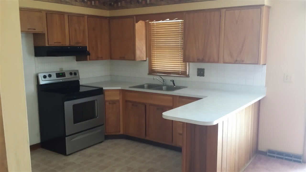1701 South York Road Yorktown, IN 47396 - Photo 2 of 14 Gallery Image 2