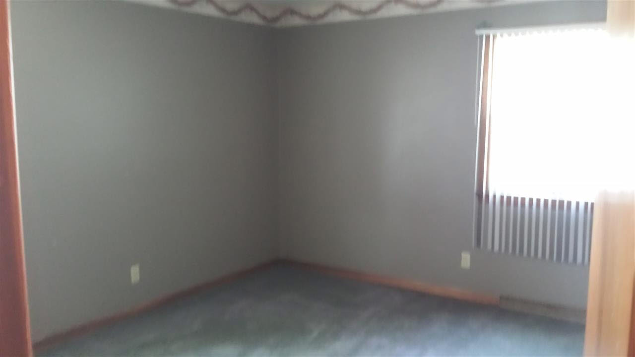 1701 South York Road Yorktown, IN 47396 - Photo 8 of 14 Gallery Image 8
