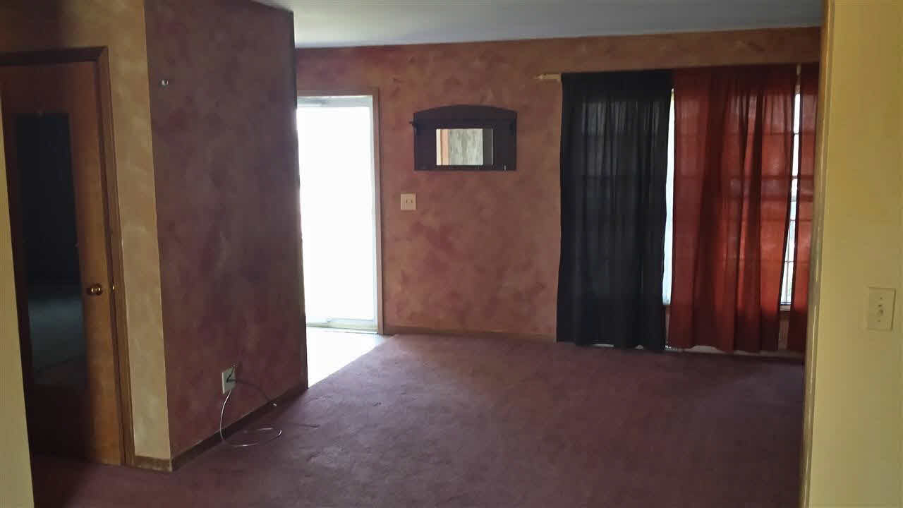 1701 South York Road Yorktown, IN 47396 - Photo 9 of 14 Gallery Image 9