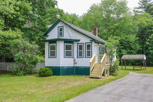 $325,000 | 171 Eastern Avenue, Rochester, NH 03867