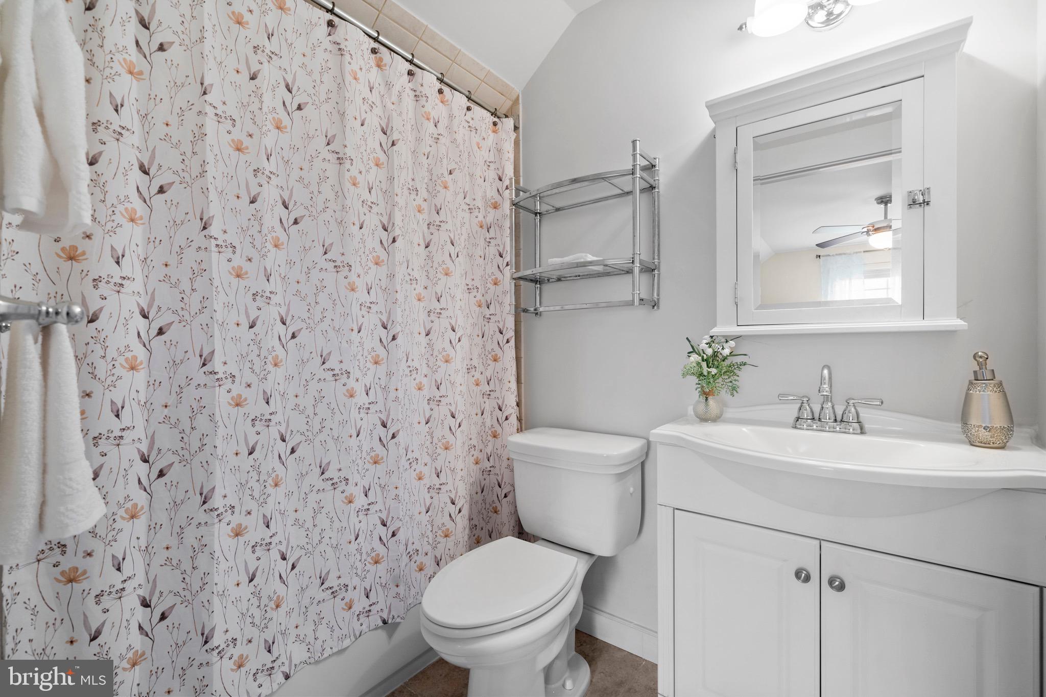 4160 Chaneyville Road Owings, MD 20736 - Photo 58 of 98 Full bath off bedroom #4