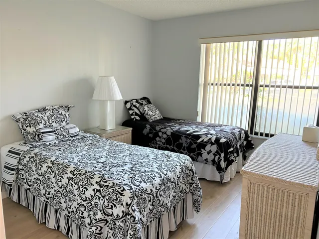 $1,950 | 3101 Lucerne Park Drive, Greenacres, FL 33467