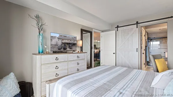 $249,000 | 167 Woodcrest Drive, Unit 2A, Lake Ozark, MO 65049