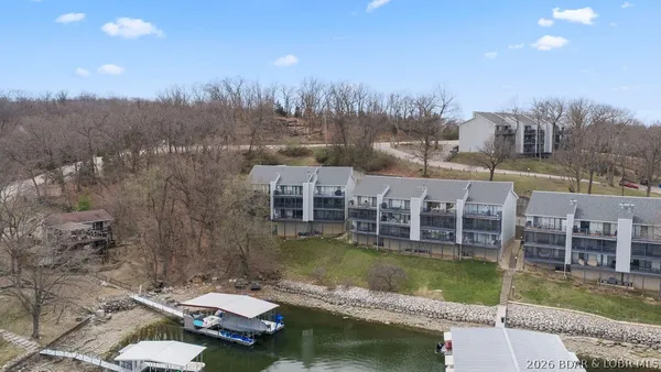 $249,000 | 167 Woodcrest Drive, Unit 2A, Lake Ozark, MO 65049