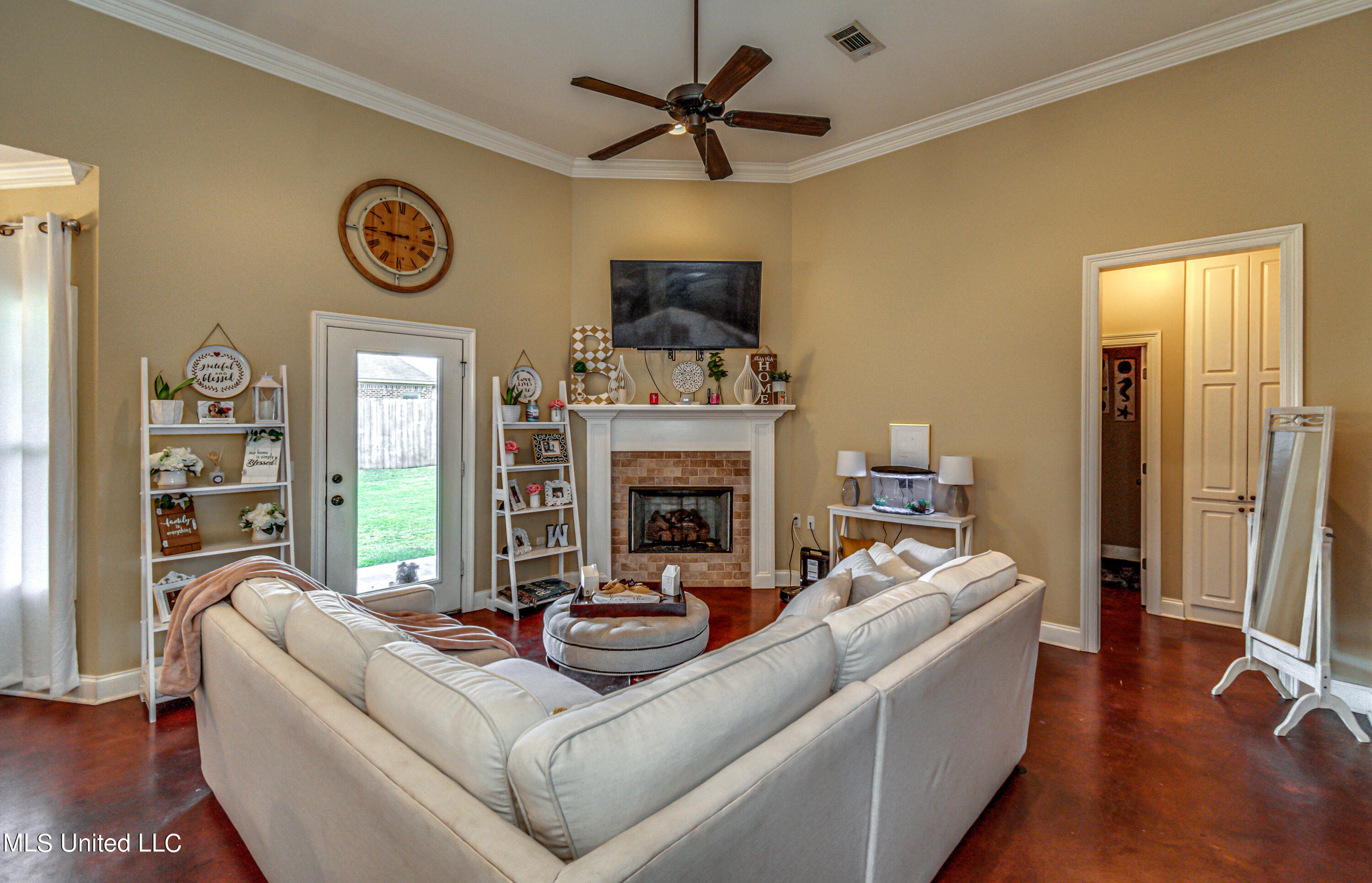 213 Greenfield Ridge Drive Brandon, MS 39042 - Photo 13 of 45 213 Greenfield Ridge Dr-28