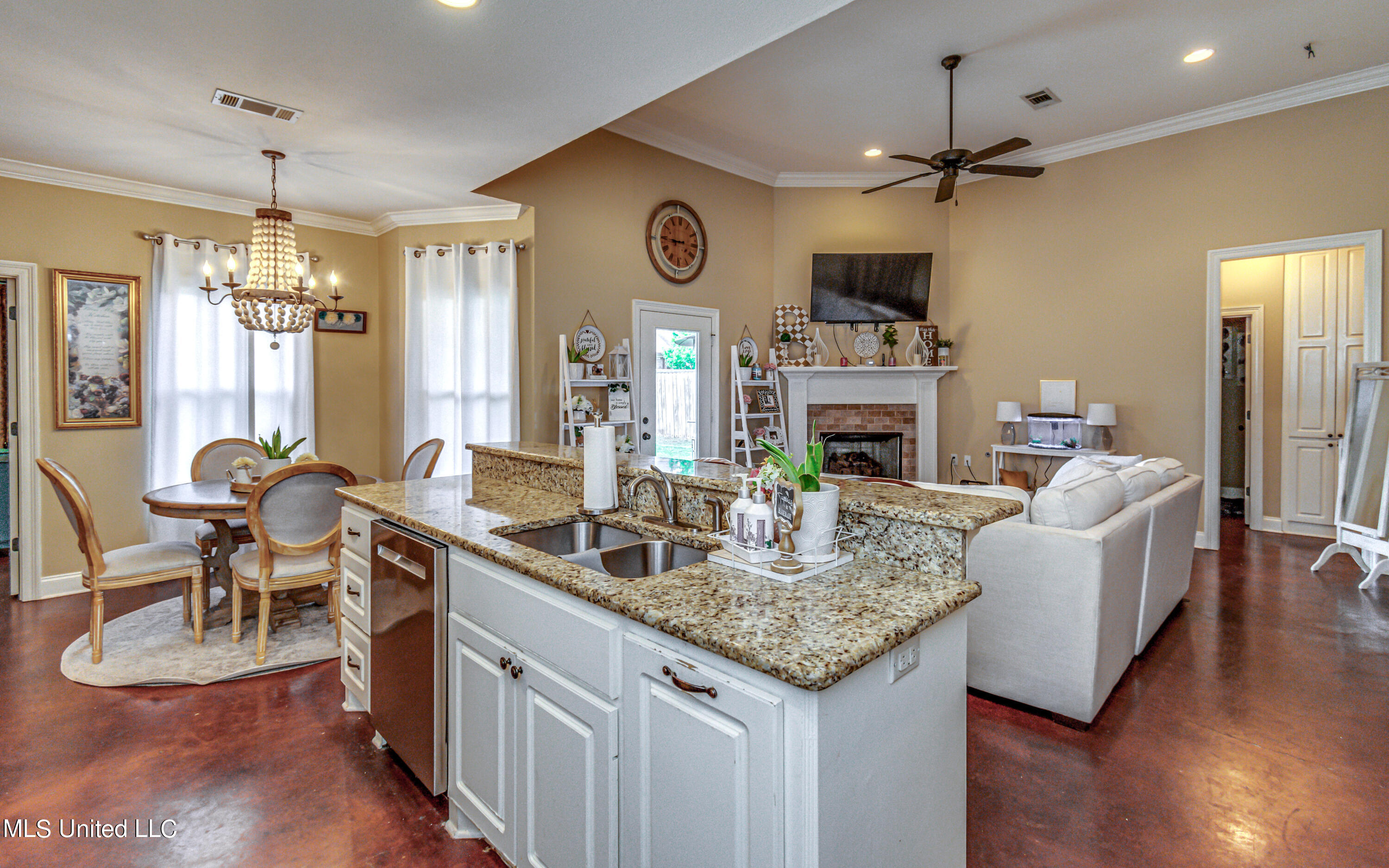 213 Greenfield Ridge Drive Brandon, MS 39042 - Photo 23 of 45 213 Greenfield Ridge Dr-40